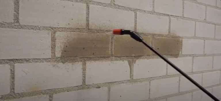Imprégner soi-même un mur : comment faire ?