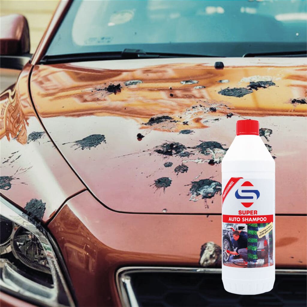 Taches tenaces sur la peinture d'une voiture